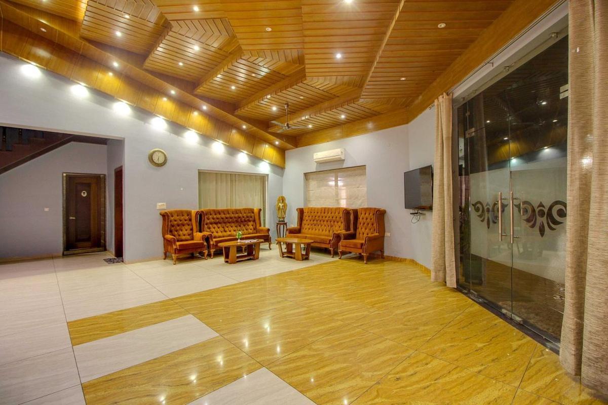 Corbett Fun Resort ラムナガル エクステリア 写真