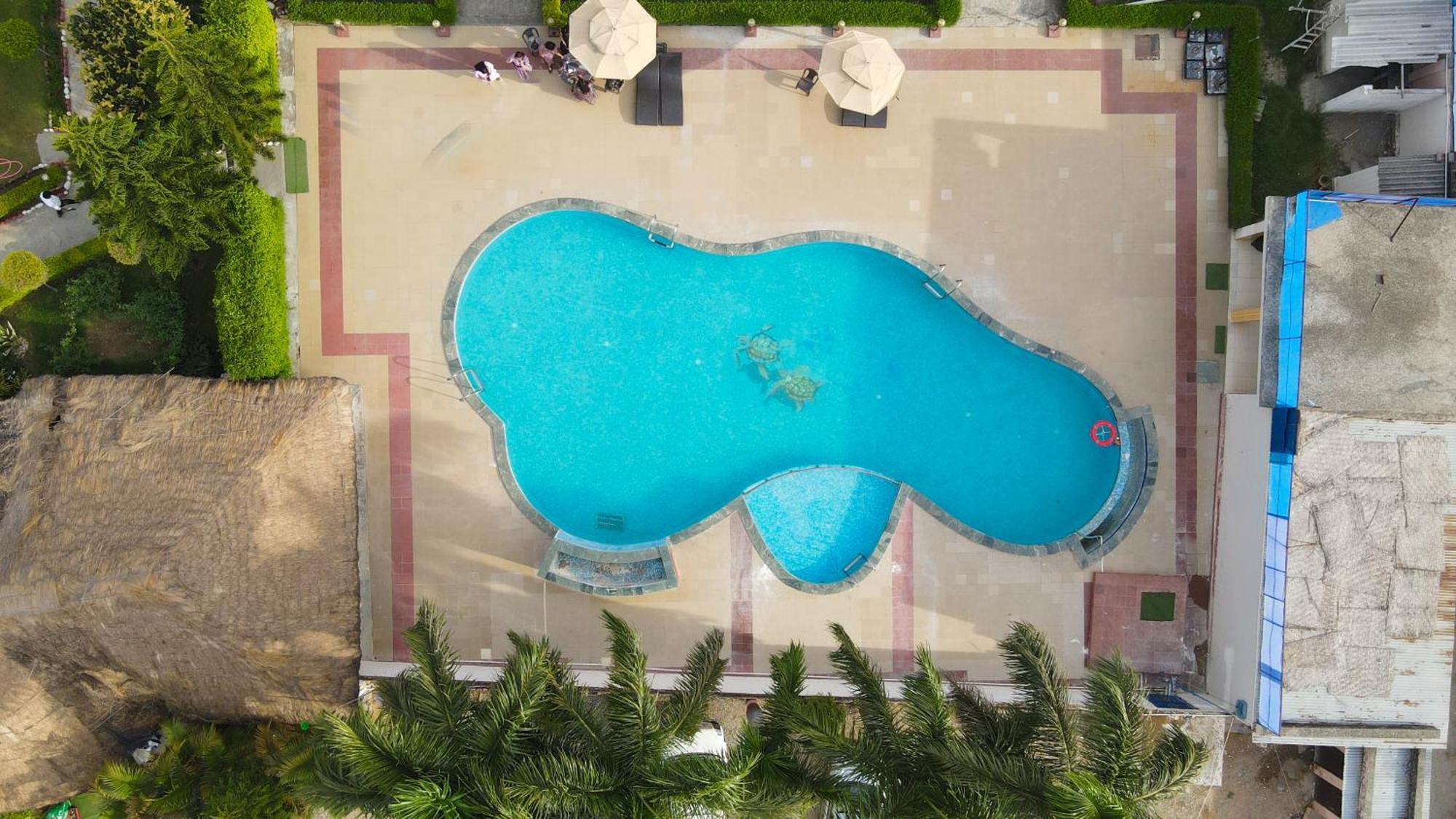 Corbett Fun Resort ラムナガル エクステリア 写真